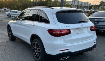 
									Mercedes glc300 full								