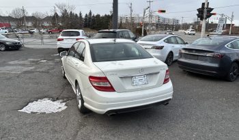 
									Mercedes c250 4matic full								