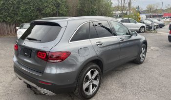 
									Mercedes glc300 full								