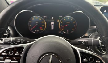 
									Mercedes glc300 full								