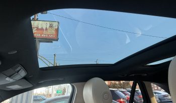 
									Mercedes glc300 4matic full								