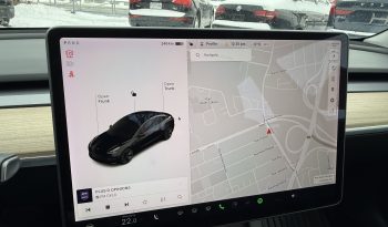
									Tesla model 3 full								